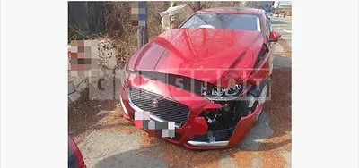 Photo 1 of 6: 2017 Jaguar XF 25T — Korean insurance auction