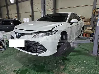 Photo 1 of 14: 2021 Toyota Camry Hybrid The — Korean insurance auction
