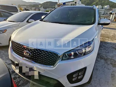 Photo 1 of 12: 2016 Kia Sorento 4WD — Korean insurance auction