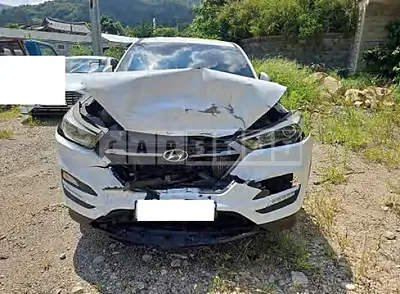 Photo 1 of 13: 2016 Hyundai Tucson — Korean insurance auction