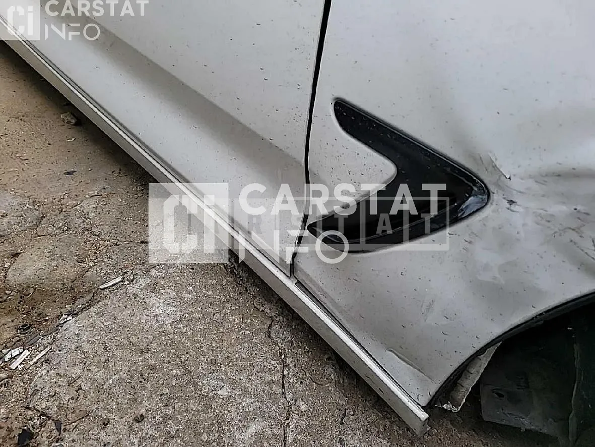 Photo 2 of 21: 2017 BMW 320d GranTurismo, VIN WBA8T310XHG800444 — Korean insurance auction