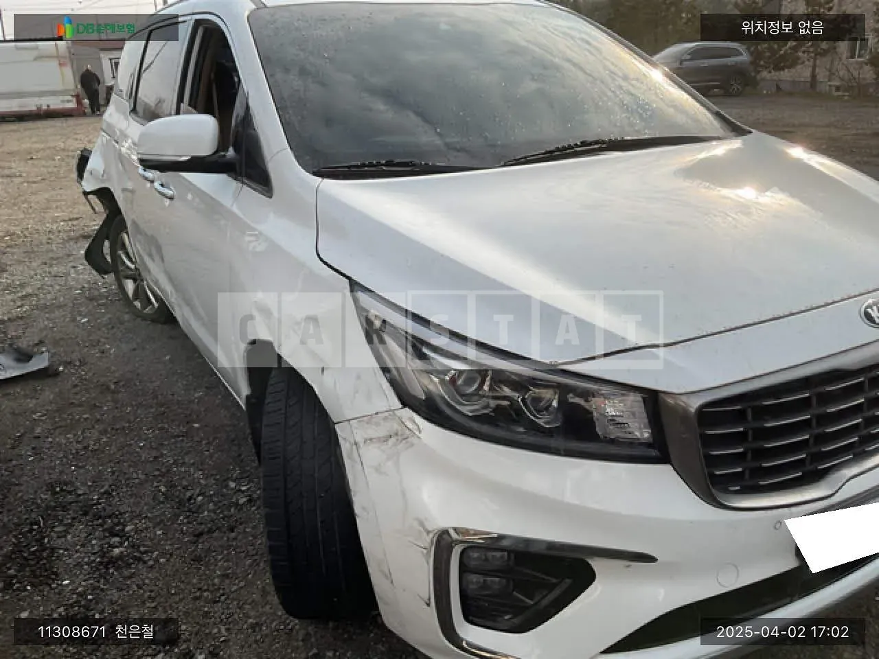 Photo 2 of 14: 2019 Kia Carnival, VIN KNAME81ABKS552367 — Korean insurance auction