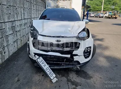 Photo 1 of 6: 2016 Kia Sportage — Korean insurance auction