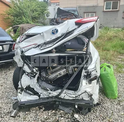 Photo 1 of 28: 2019 Toyota Camry Hybrid, VIN JTNB21HK8K3023408 — Korean insurance auction