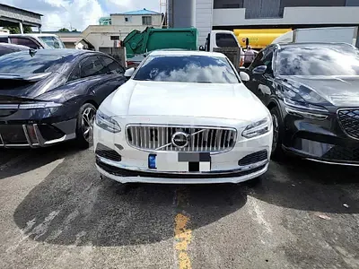 Photo 1 of 16: 2021 Volvo S90T8 AWD — Korean insurance auction