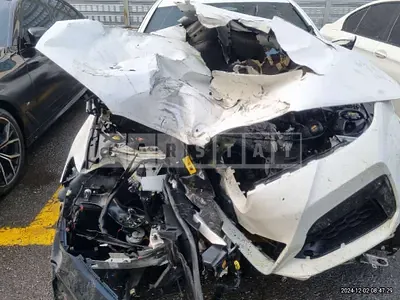 Photo 1 of 22: 2022 BMW 530e — Korean insurance auction