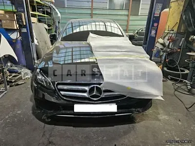 Photo 1 of 29: 2018 Mercedes-Benz E 200 — Korean insurance auction