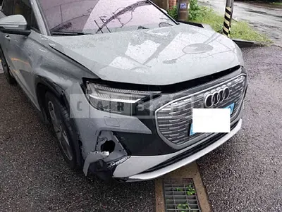 Photo 1 of 26: 2023 Audi Q4 40 e-tron — Korean insurance auction