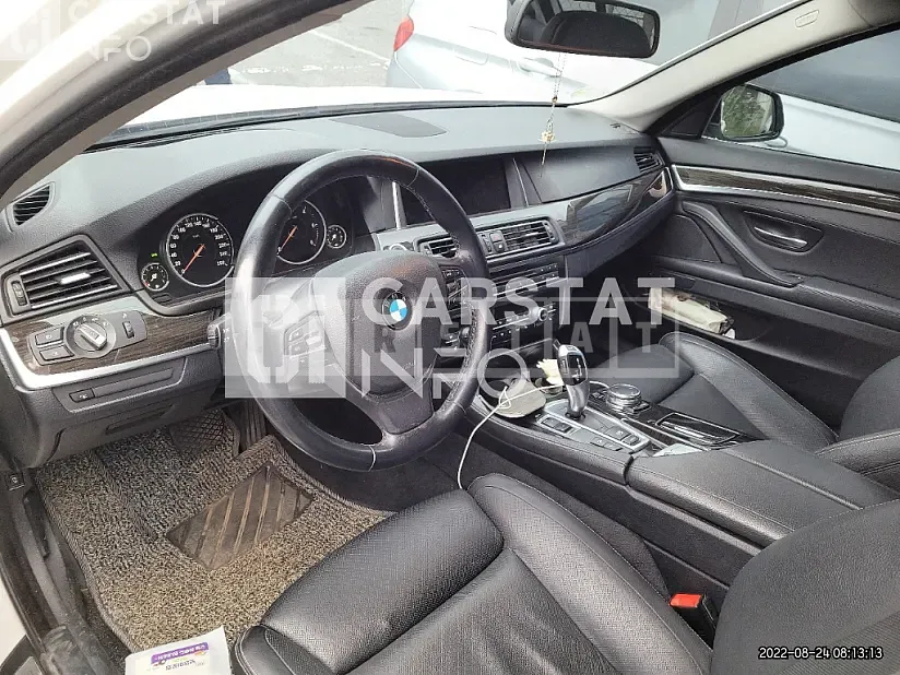 Photo 2 of 27: 2016 BMW 520d xDrive — Korean insurance auction