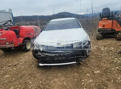 Photo 1 of 10: 2019 Kia K5, VIN KNAGS411BKA291004 — Korean insurance auction