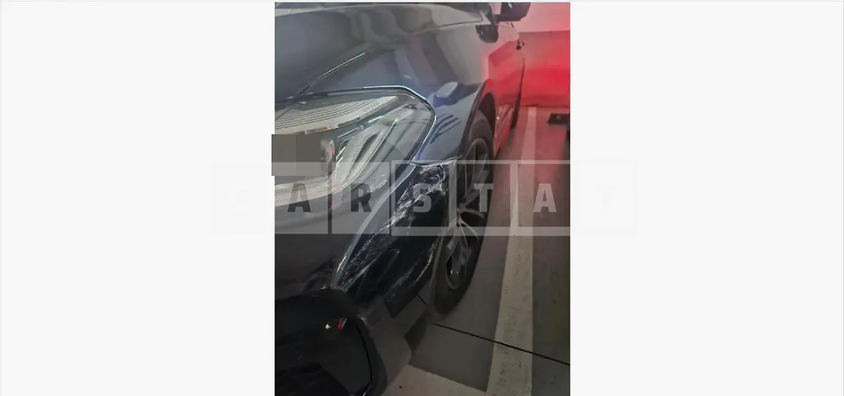 Photo 2 of 3: 2022 BMW (parts) 520i Light — Korean insurance auction