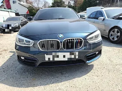 Photo 1 of 33: 2017 BMW 118d — Korean insurance auction
