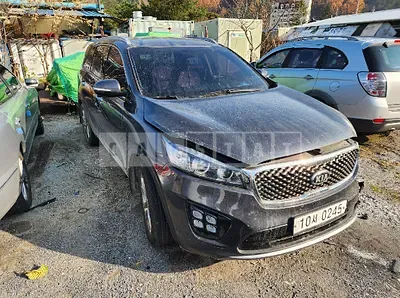 Photo 1 of 7: 2017 Kia Sorento, VIN KNAPK81ADHA299684 — Korean insurance auction