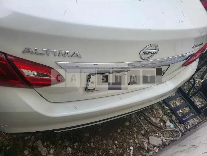 Photo 2 of 8: 2016 Nissan Altima — Korean insurance auction