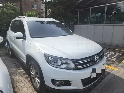 Photo 1 of 41: 2015 Volkswagen Tiguan 2.0 TDI BMT, VIN WVGZZZ5NZGW523796 — Korean insurance auction