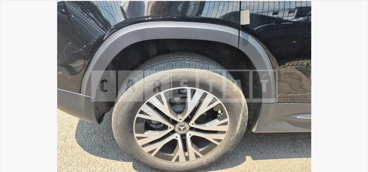 Photo 2 of 77: 2024 Mercedes-Benz GLB200 d — Korean insurance auction
