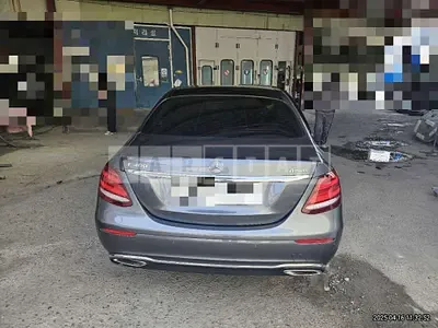 Photo 1 of 30: 2019 Mercedes-Benz E300 4Matic — Korean insurance auction