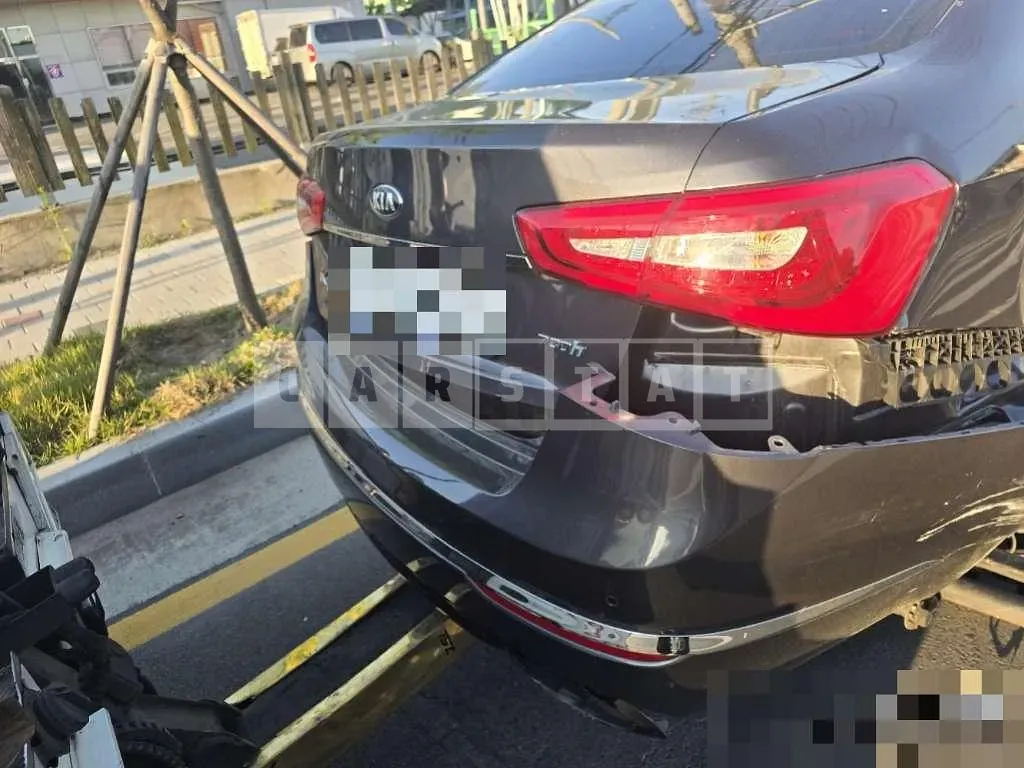 Photo 2 of 16: 2015 Kia K7 2.4 (Hybrid) — Korean insurance auction
