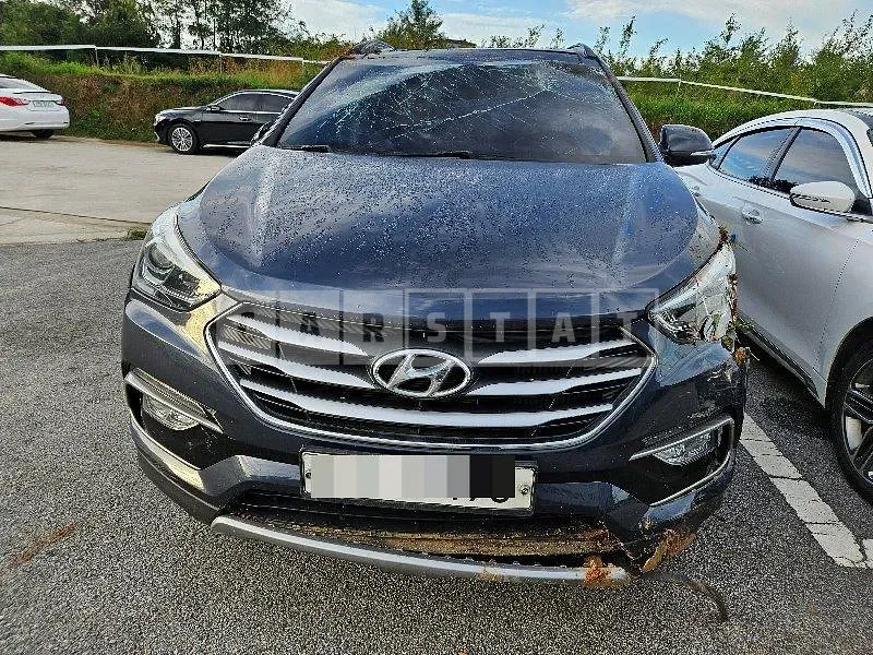 Photo 2 of 37: 2016 Hyundai Santa Fe DM — Korean insurance auction
