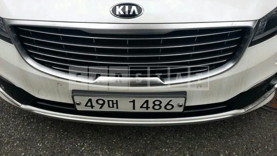Photo 2 of 3: 2015 Kia Carnival 2.2, VIN KNAMC81ABGS142119 — Korean insurance auction