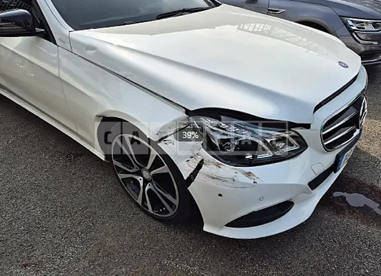 Photo 2 of 11: 2015 Mercedes-Benz E220 BlueTec — Korean insurance auction