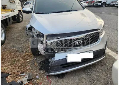 Photo 1 of 12: 2017 Kia Sorento — Korean insurance auction