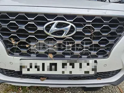 Photo 1 of 7: 2019 Hyundai Santa Fe TM — Korean insurance auction