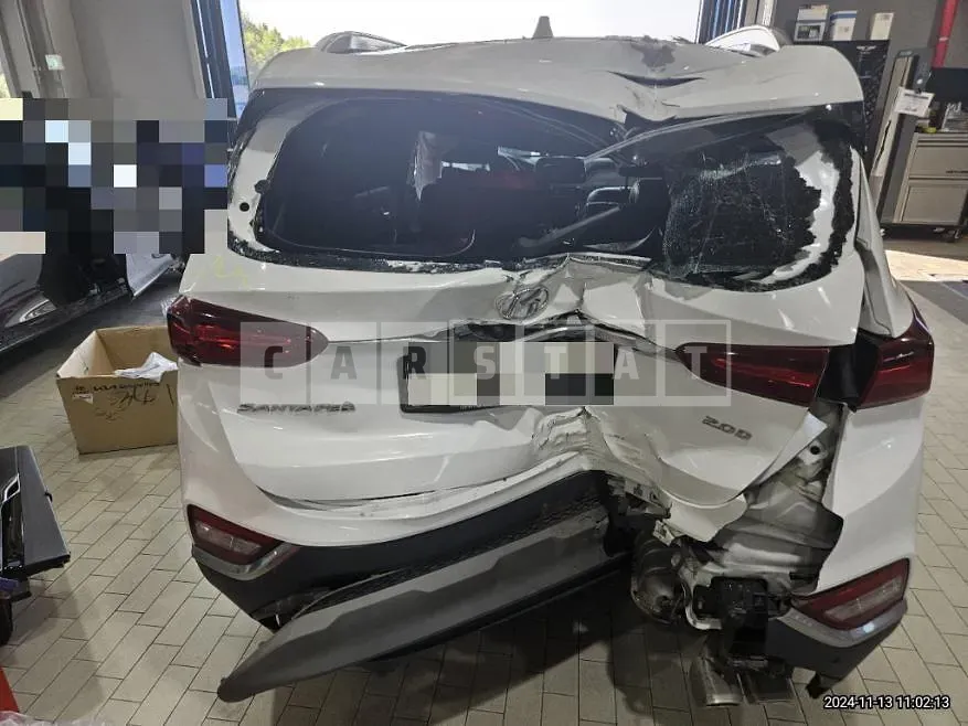 Photo 2 of 14: 2018 Hyundai Santa Fe TM — Korean insurance auction