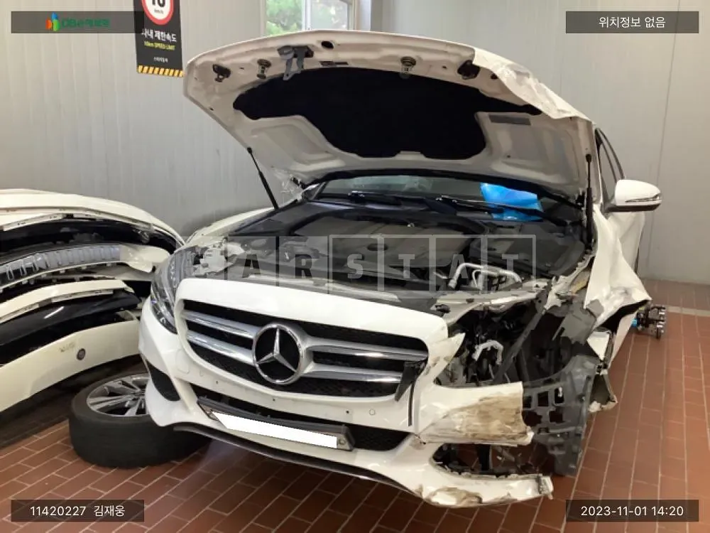 Photo 2 of 15: 2018 Mercedes-Benz C220 d, VIN WDDWF0EB7JR367919 — Korean insurance auction