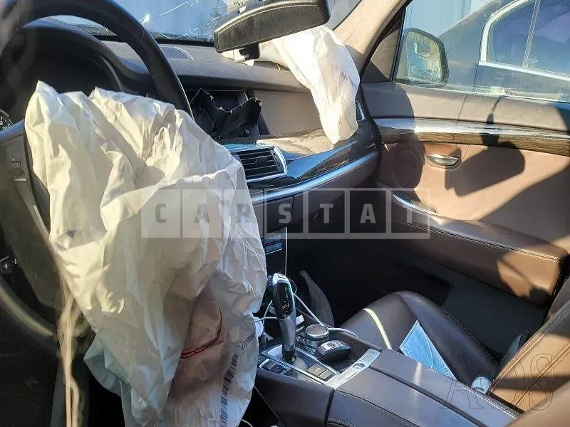 Photo 2 of 10: 2016 BMW Gran Turismo Efficient Dynamics, VIN WBA5N2108GG267256 — Korean insurance auction