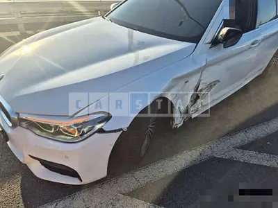 Photo 1 of 13: 2019 BMW 530i M Sport Package Plus — Korean insurance auction