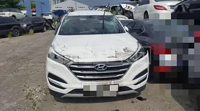 Photo 1 of 12: 2018 Hyundai Tucson TL 2.0 (4WD) — Korean insurance auction