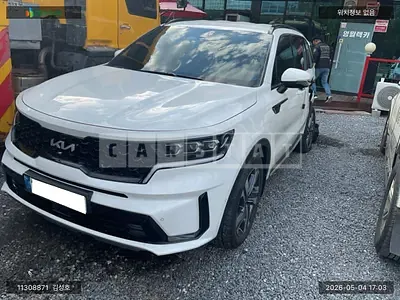 Photo 1 of 17: 2022 Kia Sorento Hybrid, VIN KNARL81GBNA115159 — Korean insurance auction