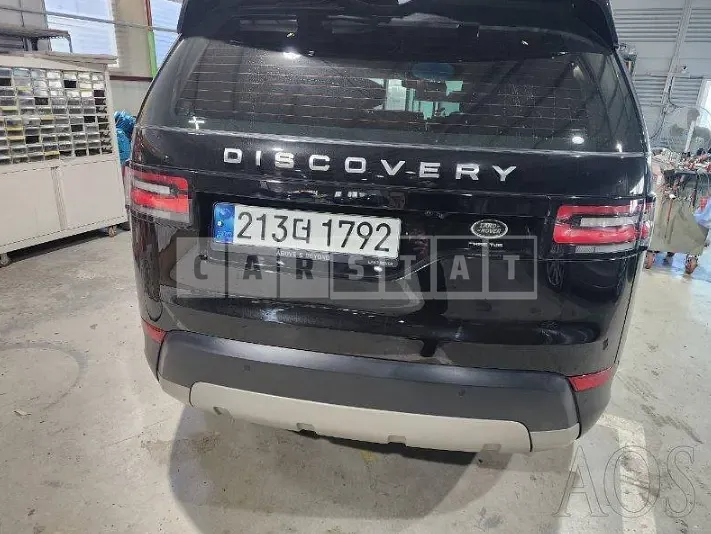 Photo 2 of 18: 2017 Land Rover Discovery TD6, VIN SALRA2BK6HA044906 — Korean insurance auction