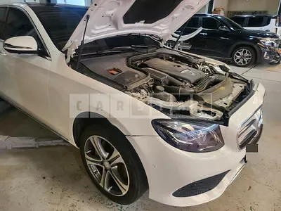 Photo 1 of 8: 2016 Mercedes-Benz E300, VIN WDDZF4JB3HA070472 — Korean insurance auction