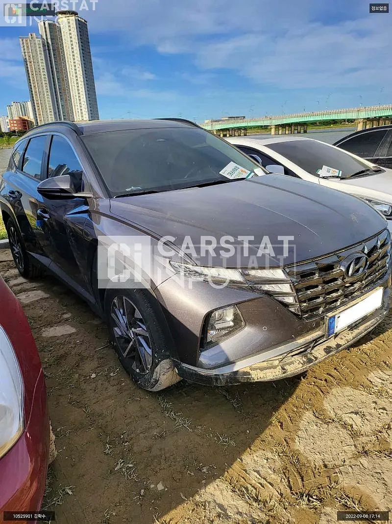 Photo 2 of 7: 2021 Hyundai Tucson, VIN KMHJC81BGNU097120 — Korean insurance auction