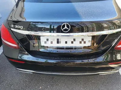 Photo 1 of 9: 2017 Mercedes-Benz E300 — Korean insurance auction