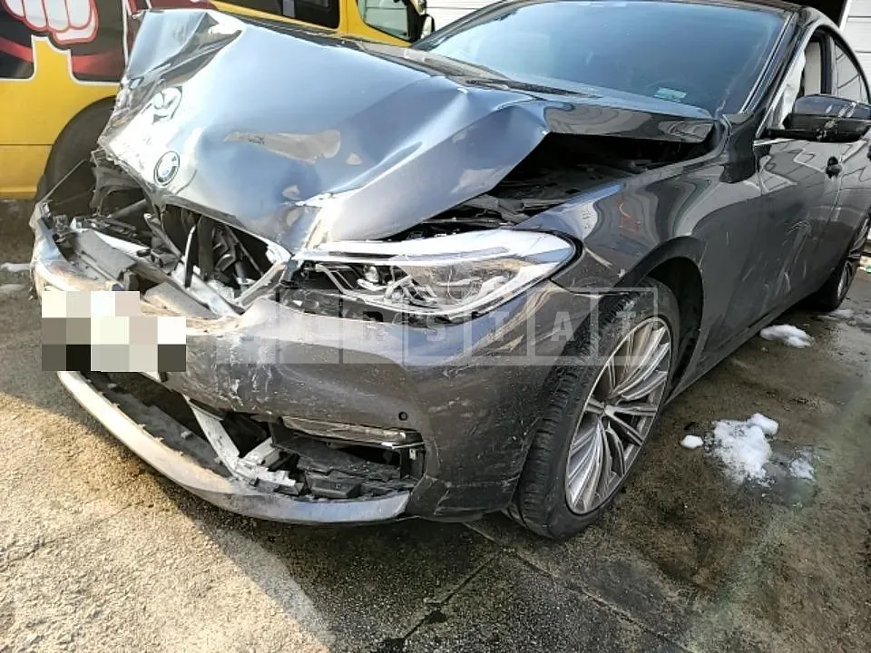 Photo 2 of 12: 2019 BMW 630d xDrive Luxury WLTP, VIN WBAJW8101KBK93945 — Korean insurance auction
