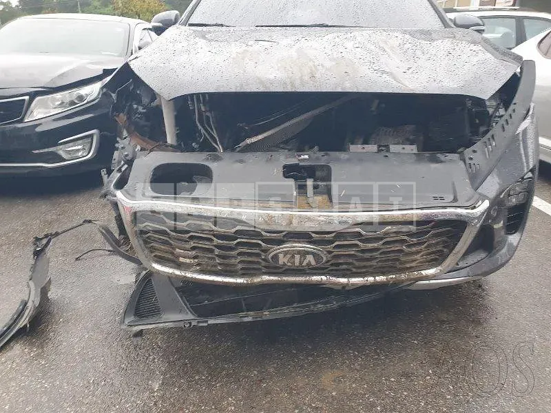 Photo 2 of 18: 2020 Kia Sorento, VIN KNAPS811DLA616574 — Korean insurance auction