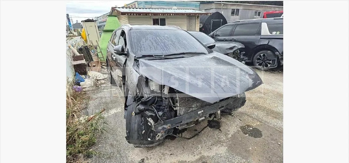 Photo 2 of 44: 2017 Kia Sorento — Korean insurance auction