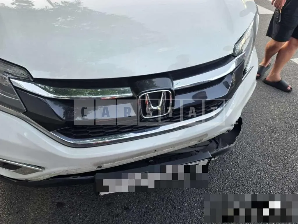Photo 2 of 8: 2015 Honda CR-V 4WD — Korean insurance auction