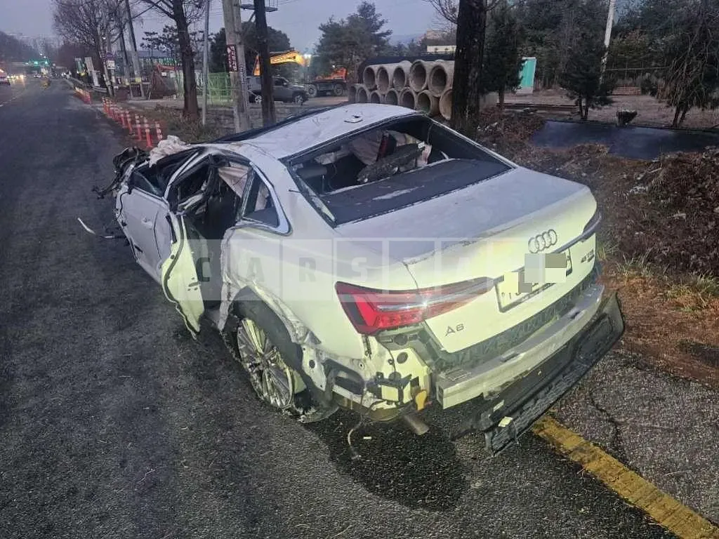 Photo 2 of 6: 2019 Audi A6 45 TFSI quattro — Korean insurance auction