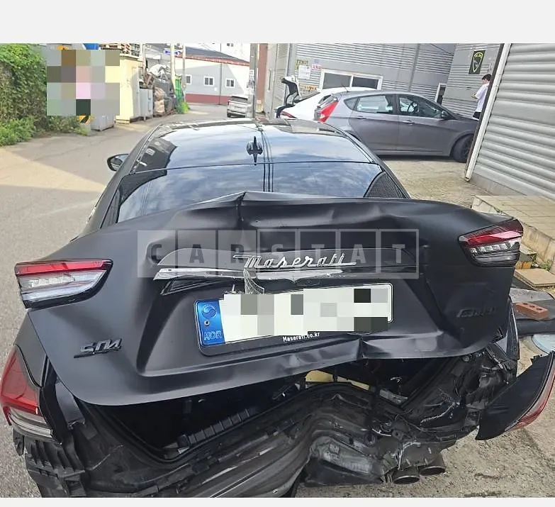 Photo 2 of 10: 2020 Maserati Ghibli — Korean insurance auction