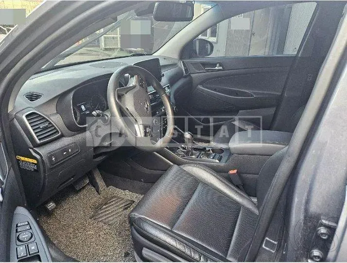 Photo 2 of 41: 2018 Hyundai Tucson TL 2.0, VIN KMHJ381ABKU848278 — Korean insurance auction