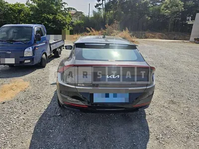 Photo 1 of 20: 2025 Kia EV6 Long Range Earth 4WD — Korean insurance auction