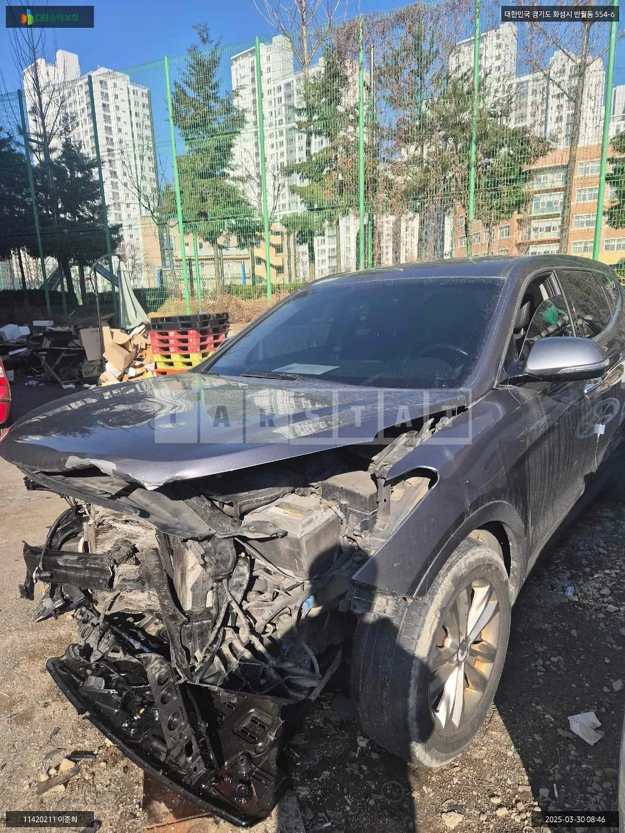 Photo 2 of 9: 2016 Hyundai Santa Fe, VIN KMHSU81UBGU666001 — Korean insurance auction