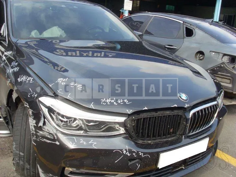 Photo 2 of 36: 2020 BMW 620d xDrive, VIN WBAJX4103LCE19744 — Korean insurance auction