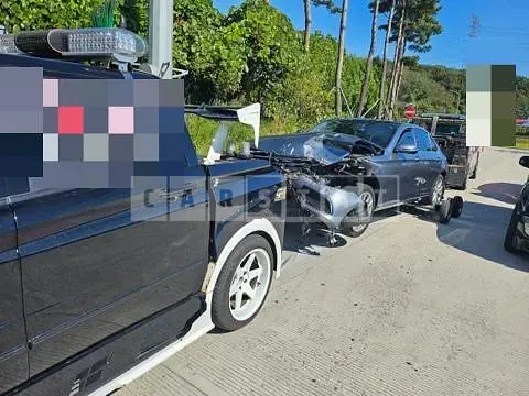 Photo 2 of 5: 2017 Mercedes-Benz E300 — Korean insurance auction