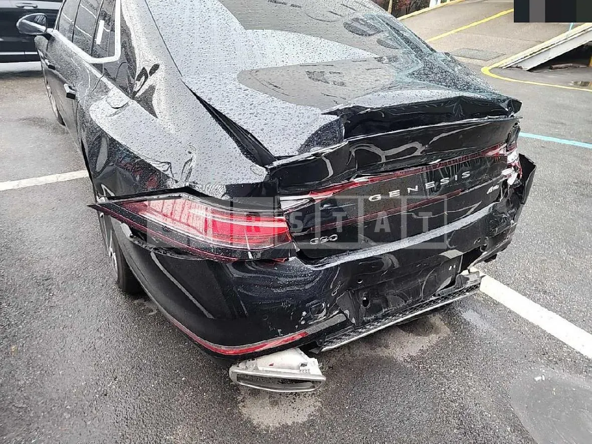 Photo 2 of 4: 2022 Genesis G90 AWD — Korean insurance auction