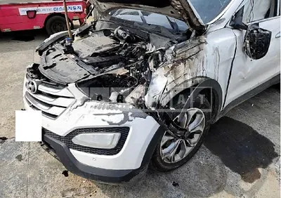 Photo 1 of 23: 2015 Hyundai Santa Fe, VIN KMHSW81XDFU457976 — Korean insurance auction